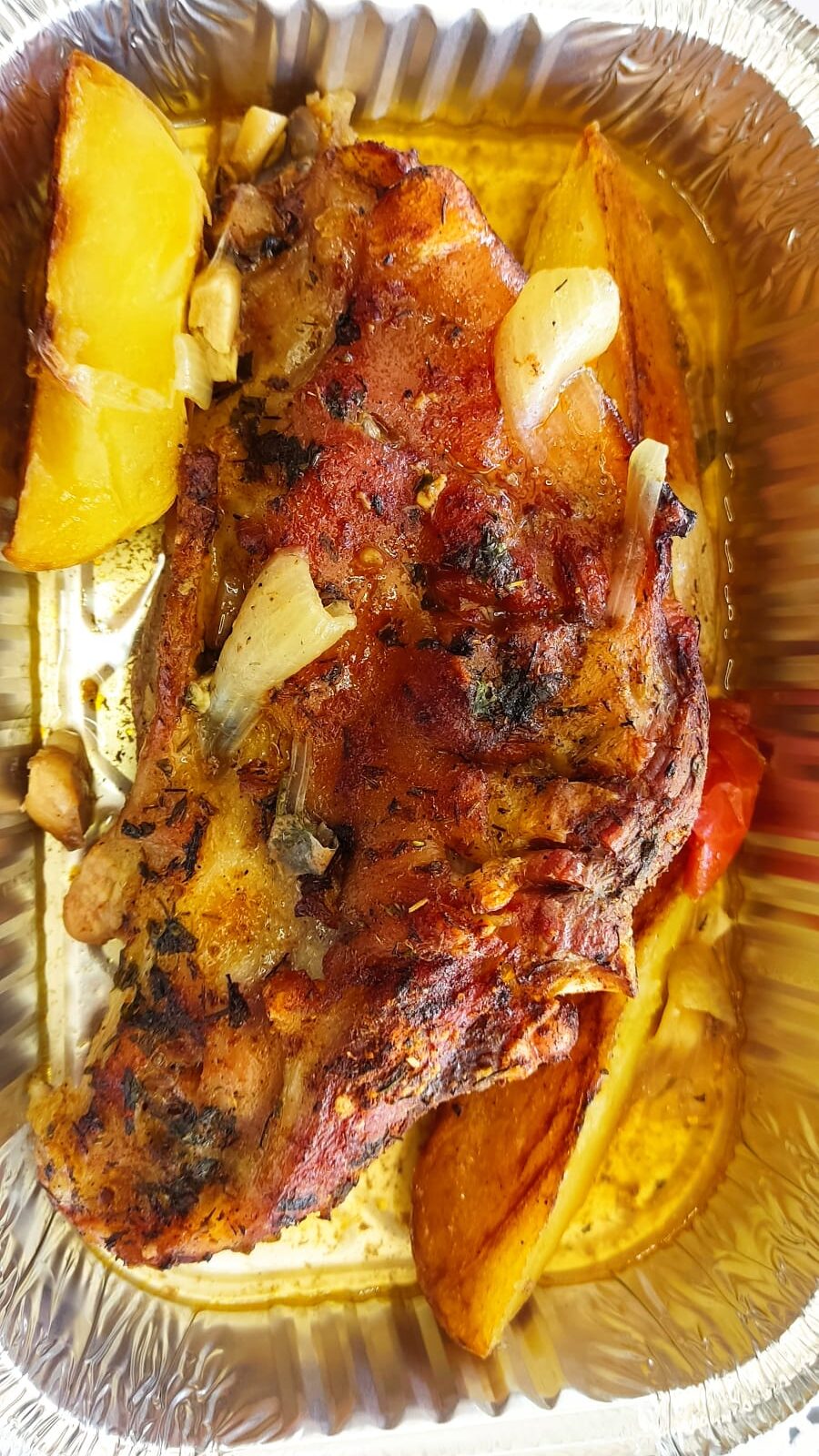 Codillo de cerdo al horno